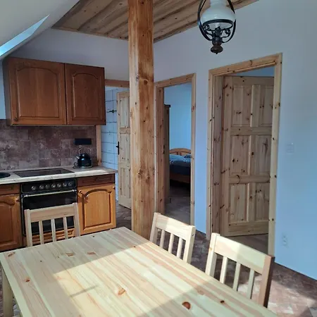 Pension Na Statku- Konsky Apartman Malenice Exterior photo