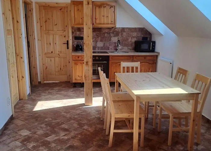 Pension Na Statku- Konsky Apartman